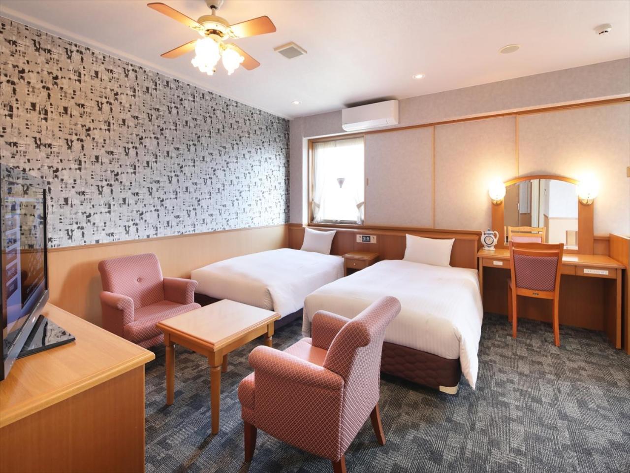 Green Rich Hotel Aso Kumamoto Airport  Esterno foto